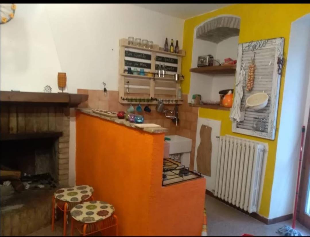 Umbria In Bike B&B Foligno Extérieur photo